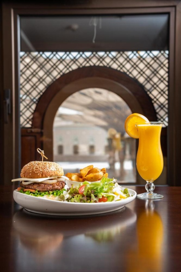 Taiba Front Hotel image 25